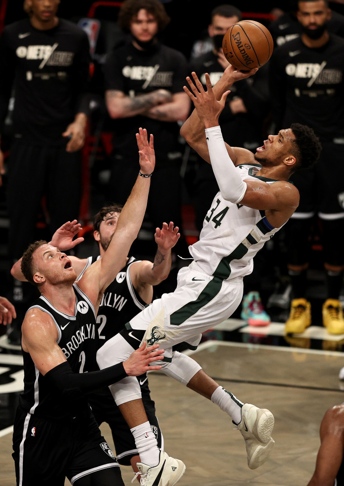 KY Game-杜兰特承认单挑不过的三人