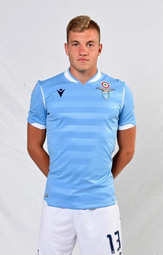 字母哥再迎帮手