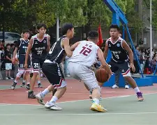 官方网页版登录入口-湖北男篮抢眼表现,队员拼尽全力奏响胜利之歌的视频