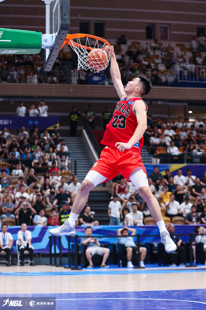 篮球比赛谁最厉害