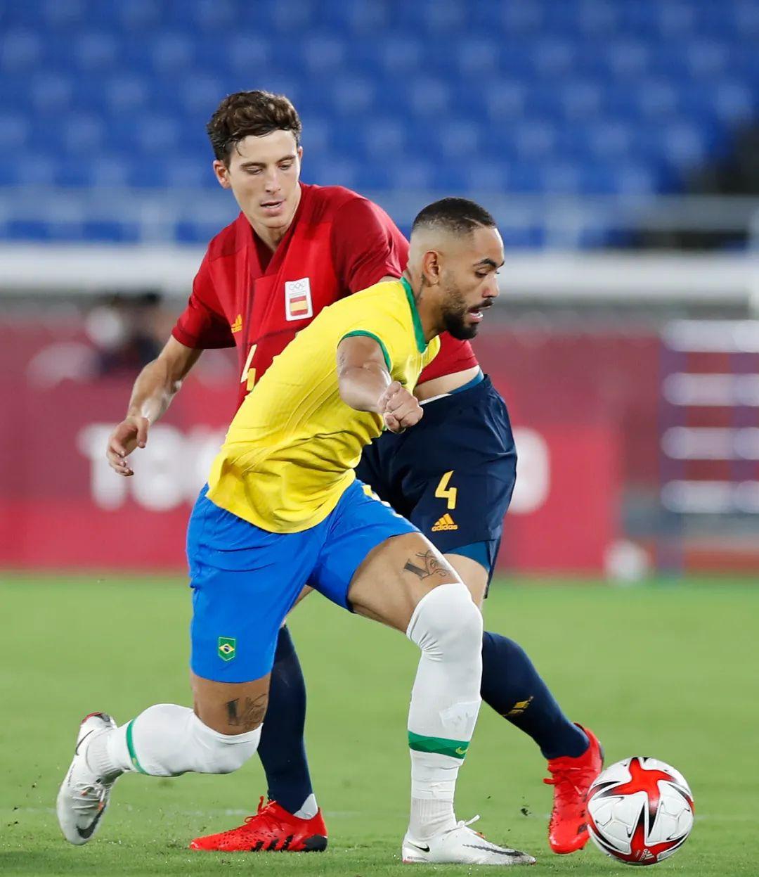 皇马对战巴萨全场回放