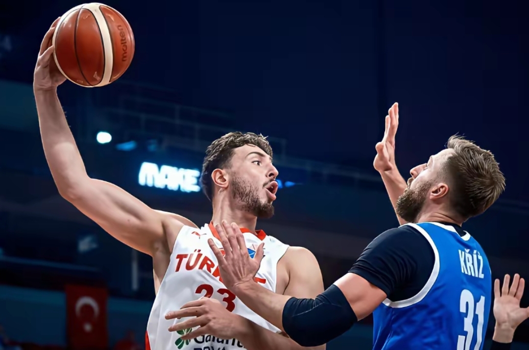 土耳其队取得欧洲杯正赛资格,实力引人注目的是