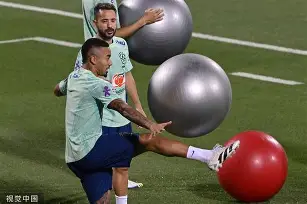 沙尔克今年怎么这么惨