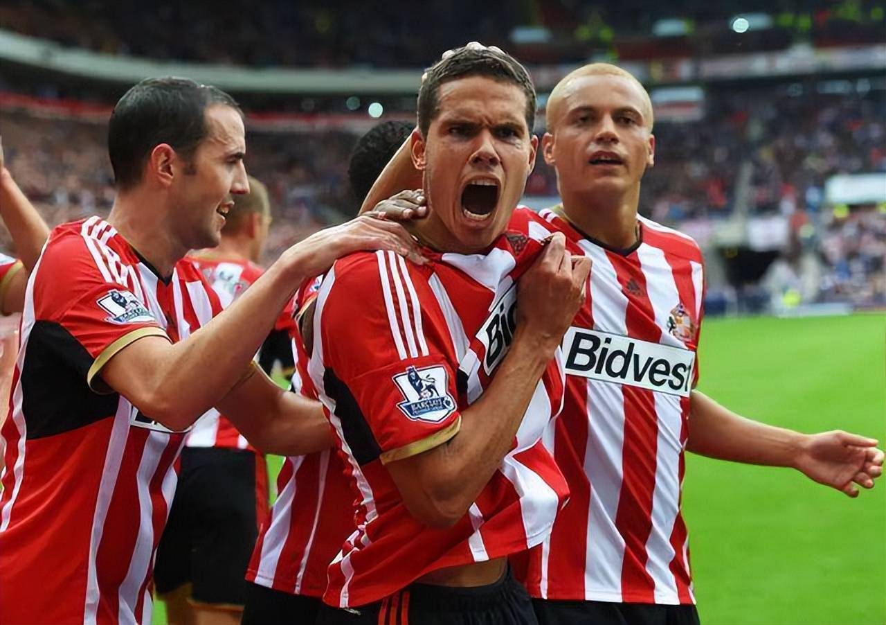 伯恩利主场叫什么